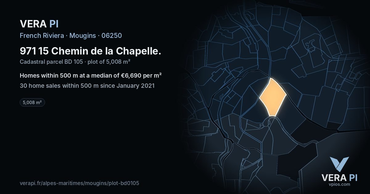 971 15 Chemin de la Chapelle, Mougins at night – the plot lit, the parcels around coloured by the prices near them
