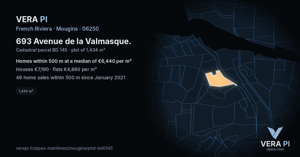 693 Avenue de la Valmasque, Mougins at night – the plot lit, the parcels around coloured by the prices near them