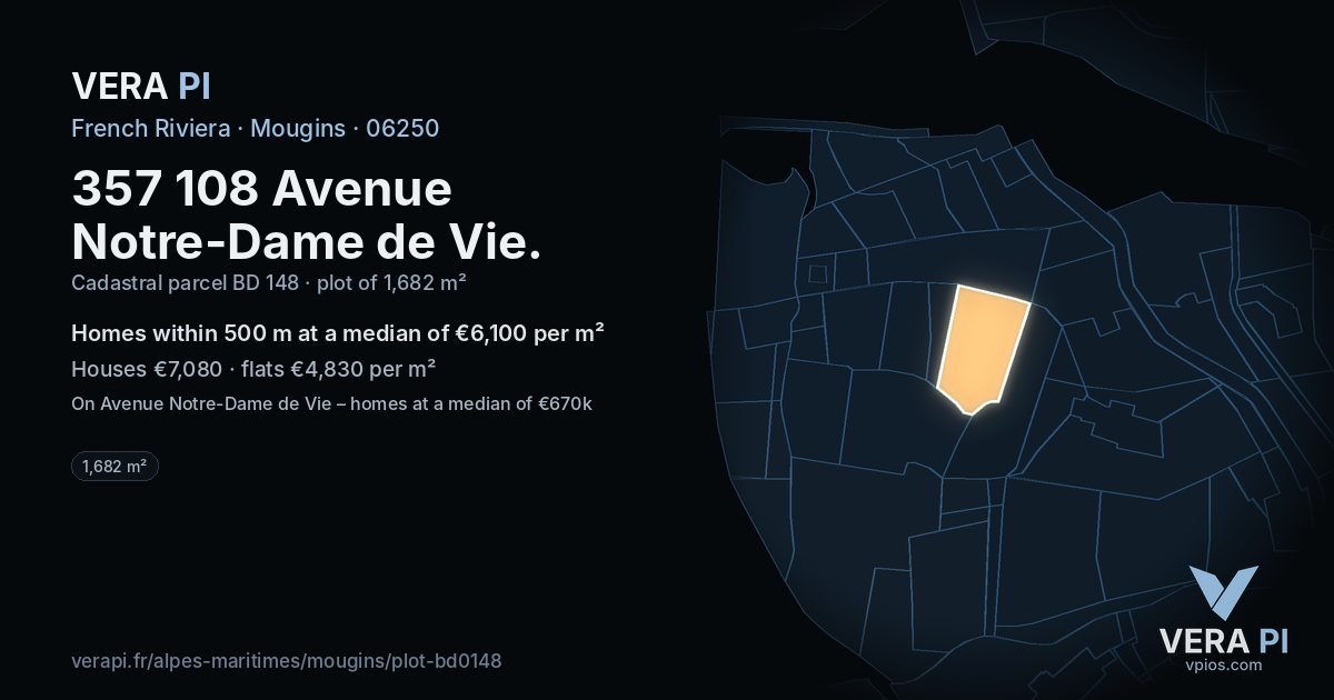 357 108 Avenue Notre-Dame de Vie, Mougins at night – the plot lit, the parcels around coloured by the prices near them