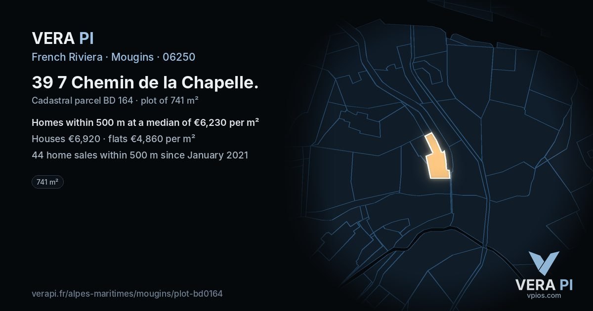 39 7 Chemin de la Chapelle, Mougins at night – the plot lit, the parcels around coloured by the prices near them
