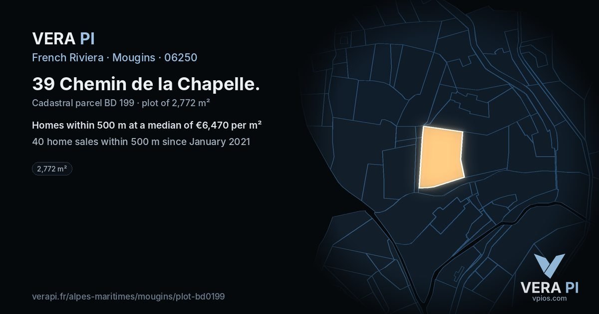 39 Chemin de la Chapelle, Mougins at night – the plot lit, the parcels around coloured by the prices near them