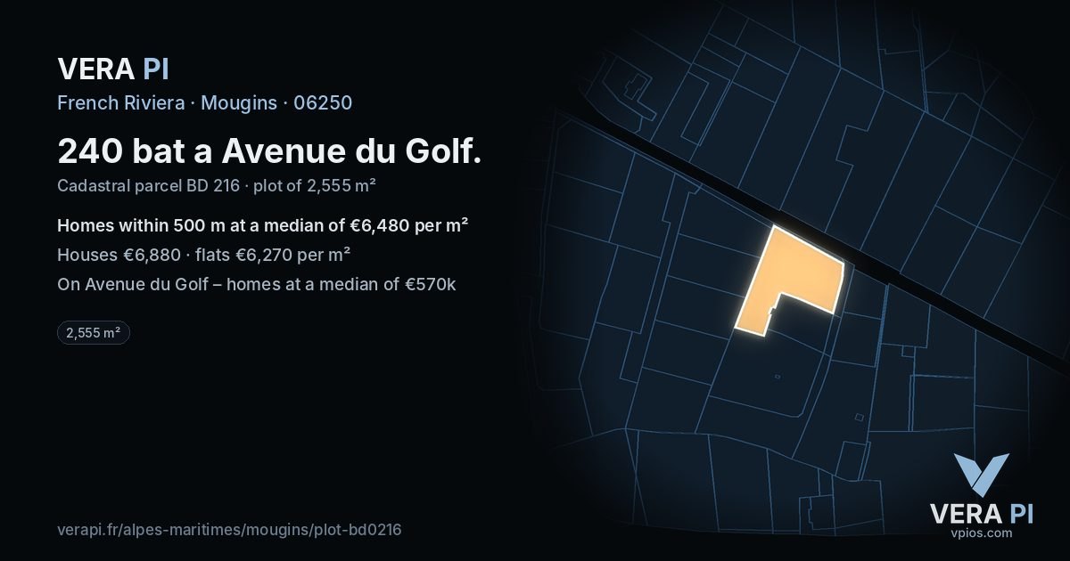 240 bat a Avenue du Golf, Mougins at night – the plot lit, the parcels around coloured by the prices near them