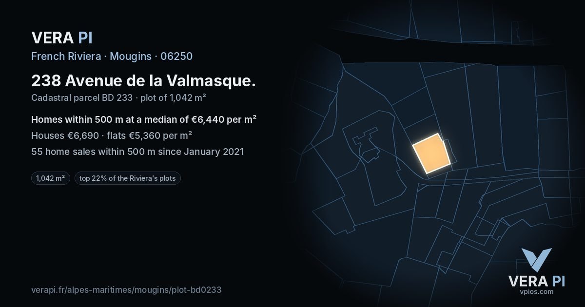 238 Avenue de la Valmasque, Mougins at night – the plot lit, the parcels around coloured by the prices near them