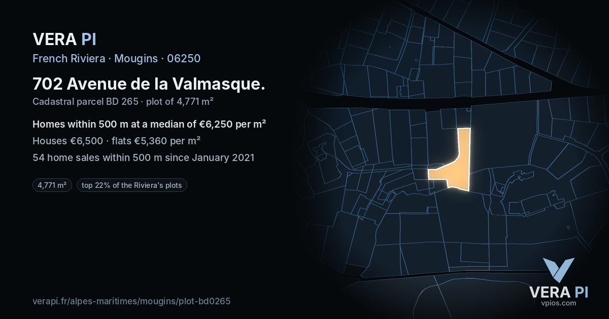702 Avenue de la Valmasque, Mougins at night – the plot lit, the parcels around coloured by the prices near them