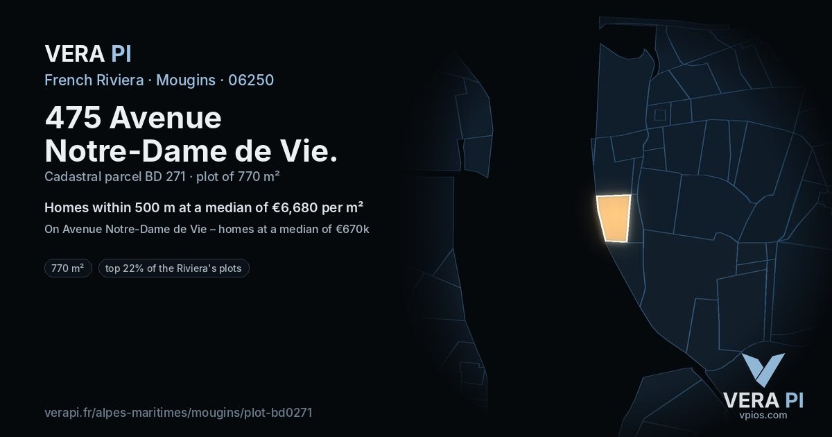 475 Avenue Notre-Dame de Vie, Mougins at night – the plot lit, the parcels around coloured by the prices near them
