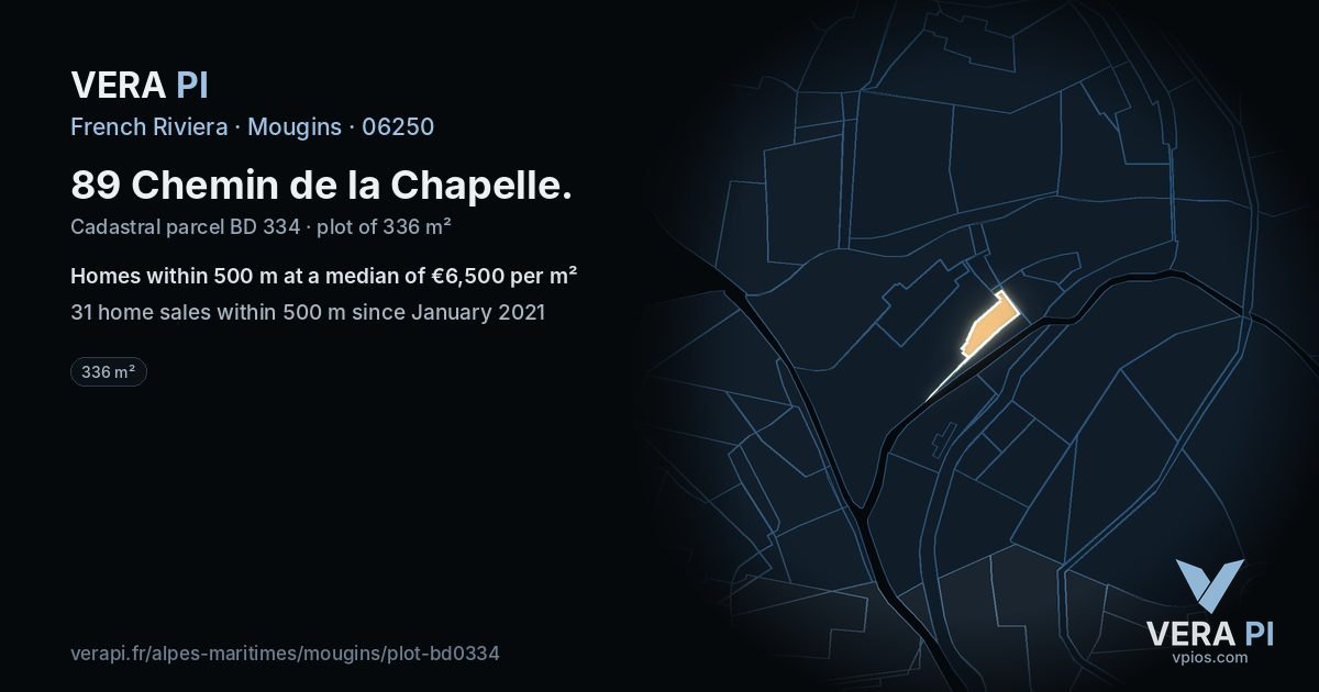 89 Chemin de la Chapelle, Mougins at night – the plot lit, the parcels around coloured by the prices near them