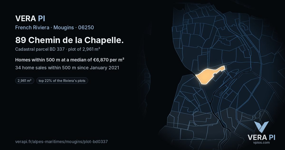 89 Chemin de la Chapelle, Mougins at night – the plot lit, the parcels around coloured by the prices near them