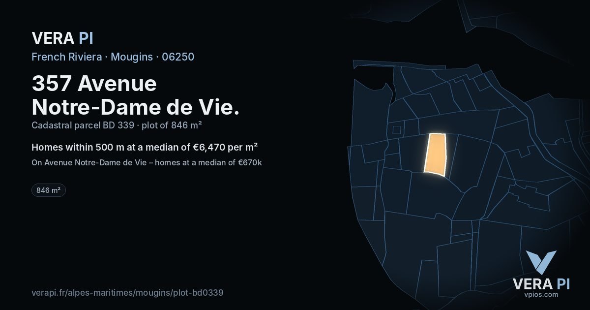 357 Avenue Notre-Dame de Vie, Mougins at night – the plot lit, the parcels around coloured by the prices near them