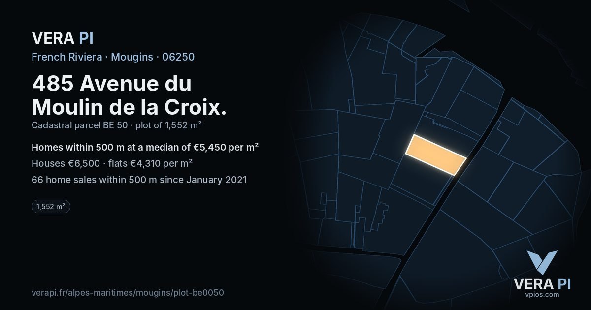 485 Avenue du Moulin de la Croix, Mougins at night – the plot lit, the parcels around coloured by the prices near them