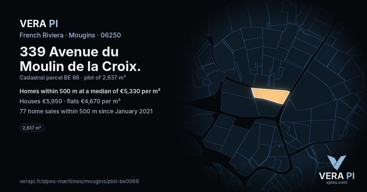 339 Avenue du Moulin de la Croix, Mougins at night – the plot lit, the parcels around coloured by the prices near them