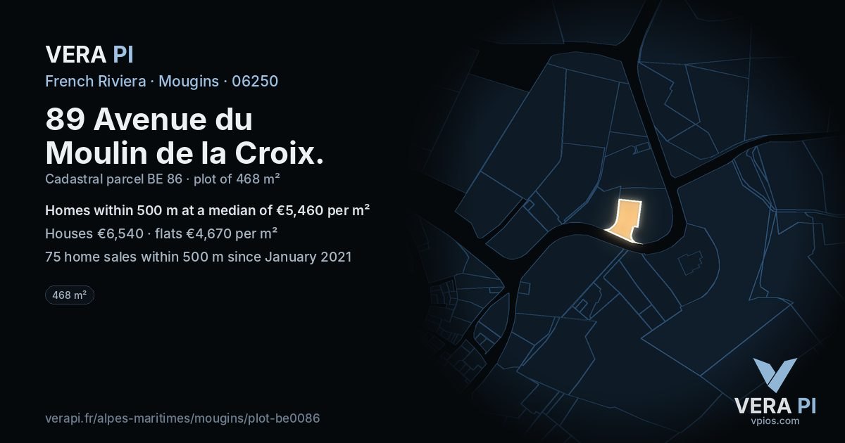 89 Avenue du Moulin de la Croix, Mougins at night – the plot lit, the parcels around coloured by the prices near them