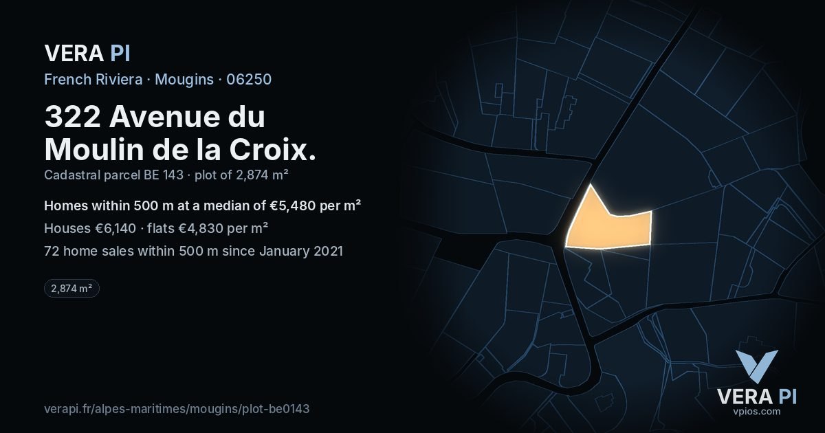 322 Avenue du Moulin de la Croix, Mougins at night – the plot lit, the parcels around coloured by the prices near them
