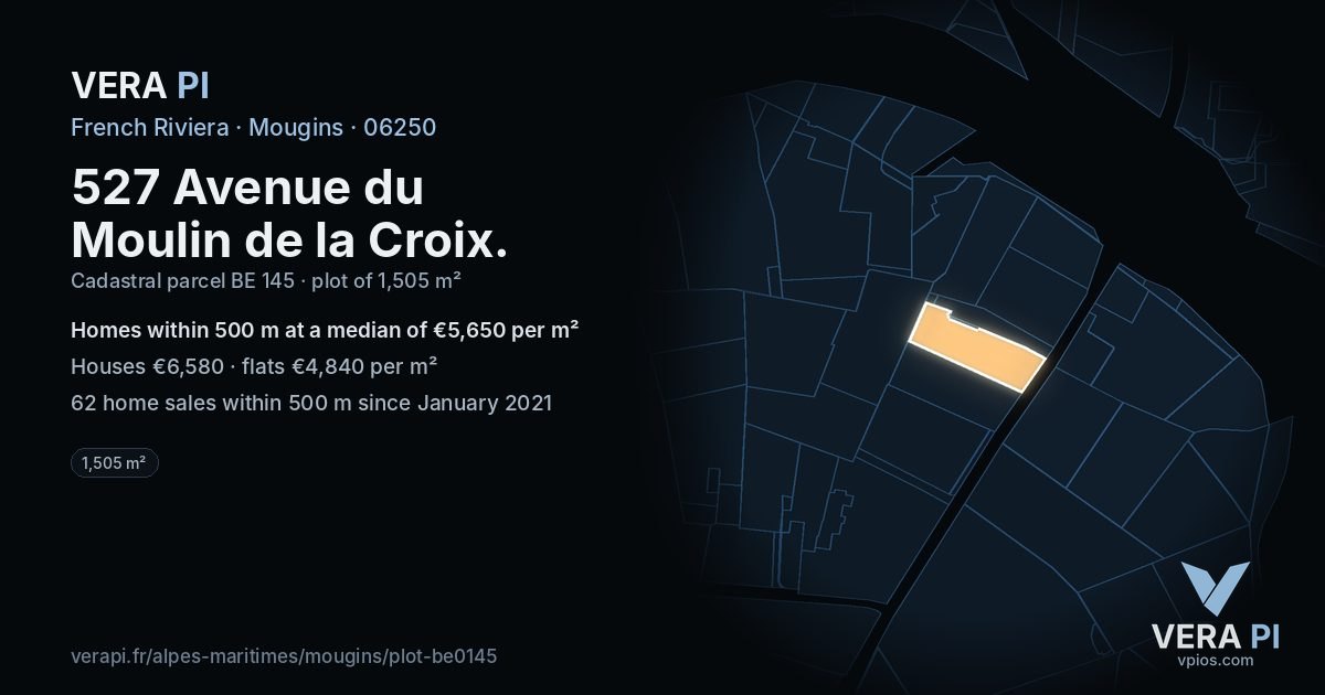 527 Avenue du Moulin de la Croix, Mougins at night – the plot lit, the parcels around coloured by the prices near them