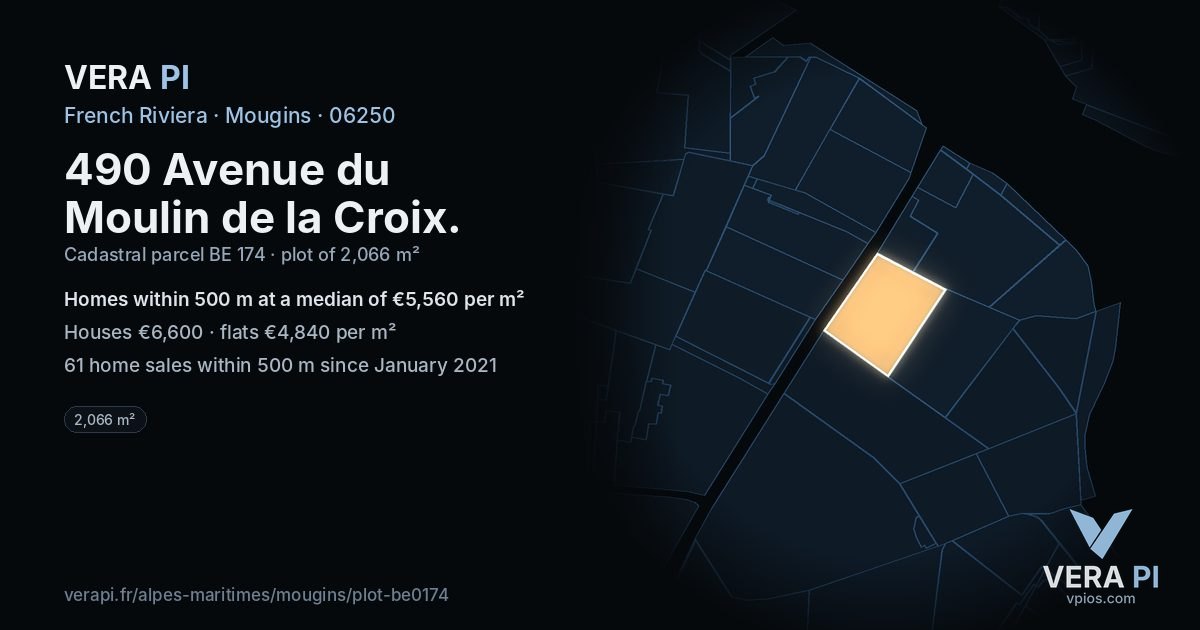 490 Avenue du Moulin de la Croix, Mougins at night – the plot lit, the parcels around coloured by the prices near them