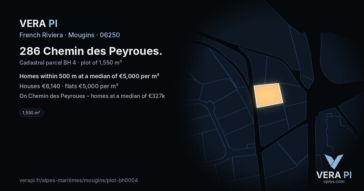 286 Chemin des Peyroues, Mougins at night – the plot lit, the parcels around coloured by the prices near them