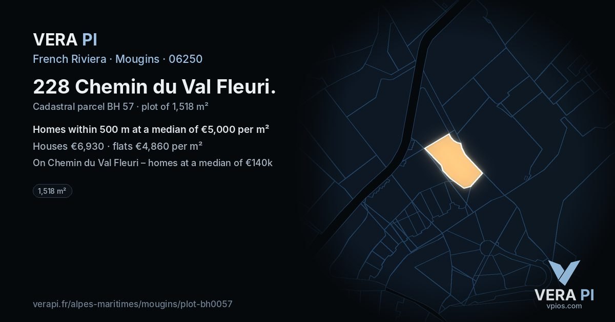 228 Chemin du Val Fleuri, Mougins at night – the plot lit, the parcels around coloured by the prices near them