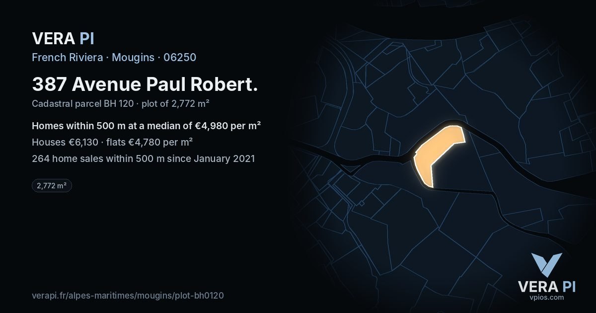 387 Avenue Paul Robert, Mougins at night – the plot lit, the parcels around coloured by the prices near them