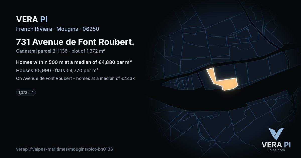 731 Avenue de Font Roubert, Mougins at night – the plot lit, the parcels around coloured by the prices near them