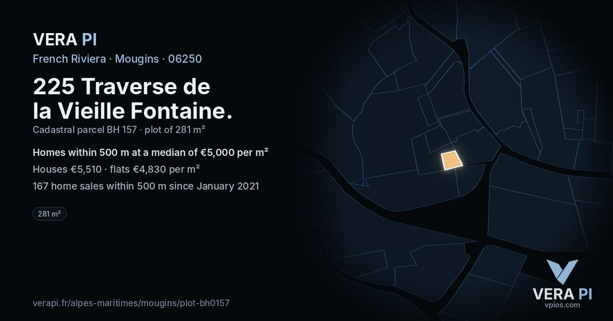225 Traverse de la Vieille Fontaine, Mougins at night – the plot lit, the parcels around coloured by the prices near them