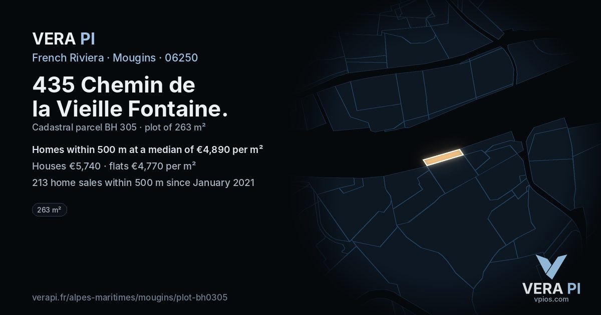 435 Chemin de la Vieille Fontaine, Mougins at night – the plot lit, the parcels around coloured by the prices near them