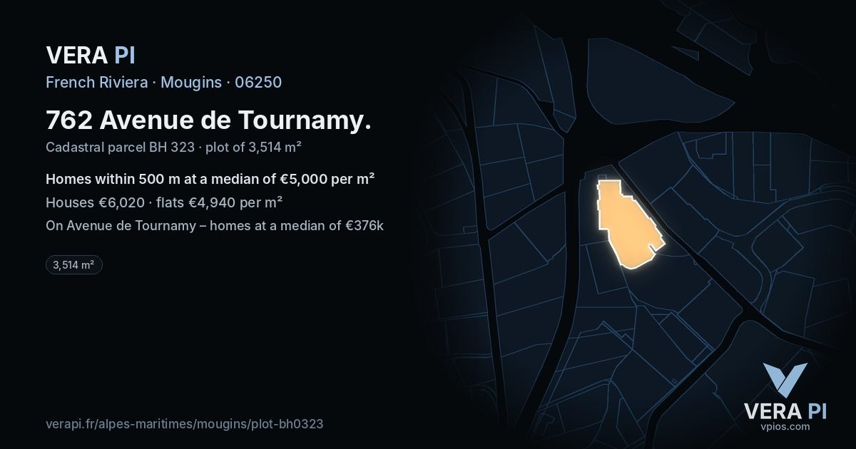 762 Avenue de Tournamy, Mougins at night – the plot lit, the parcels around coloured by the prices near them