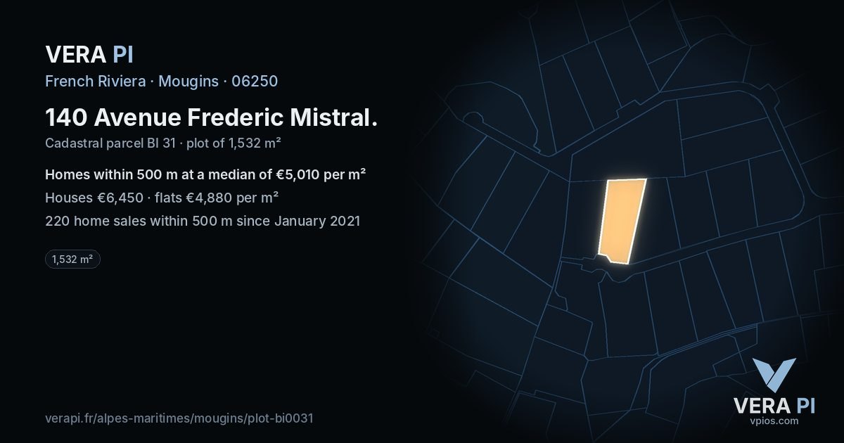 140 Avenue Frederic Mistral, Mougins at night – the plot lit, the parcels around coloured by the prices near them