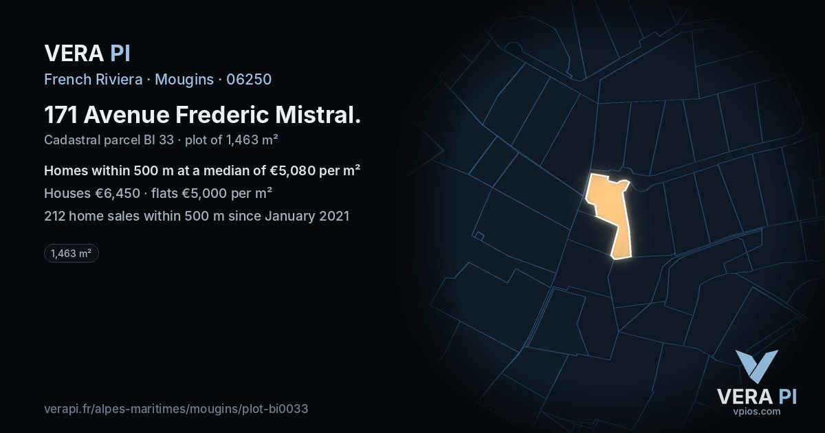 171 Avenue Frederic Mistral, Mougins at night – the plot lit, the parcels around coloured by the prices near them
