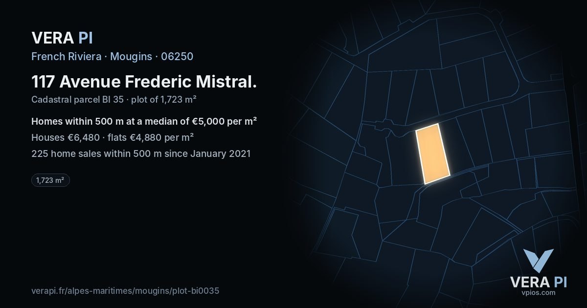 117 Avenue Frederic Mistral, Mougins at night – the plot lit, the parcels around coloured by the prices near them