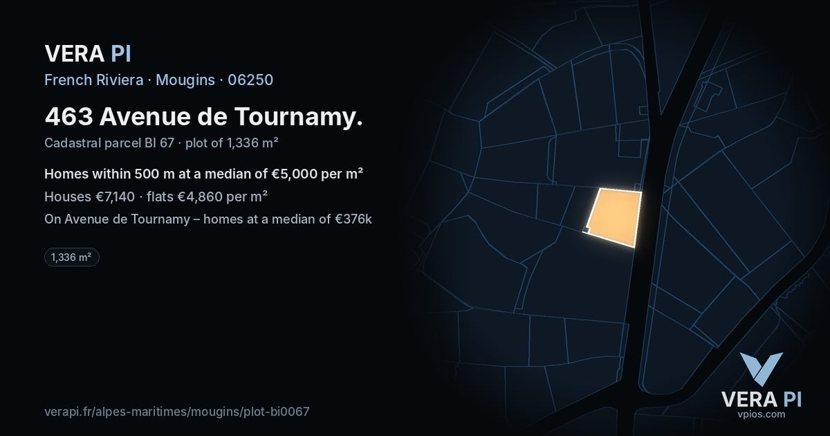 463 Avenue de Tournamy, Mougins at night – the plot lit, the parcels around coloured by the prices near them