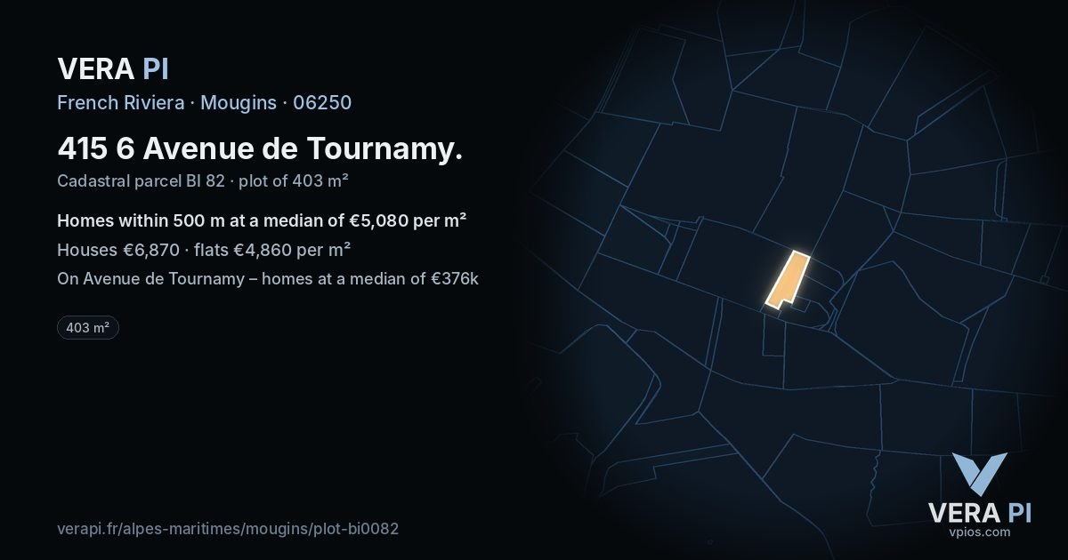 415 6 Avenue de Tournamy, Mougins at night – the plot lit, the parcels around coloured by the prices near them