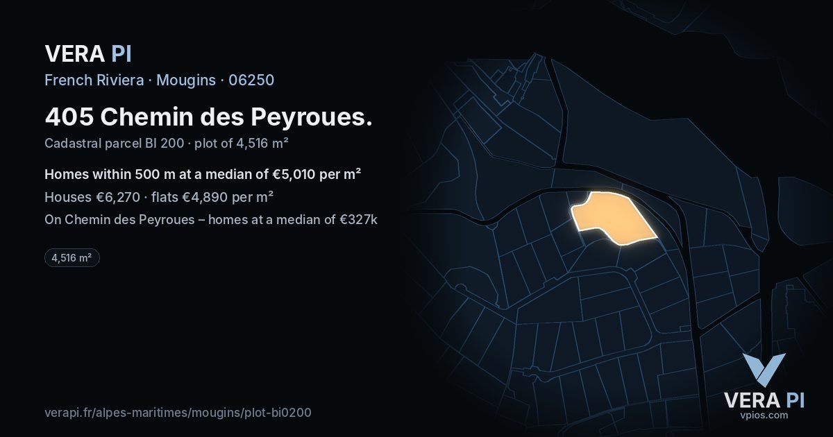 405 Chemin des Peyroues, Mougins at night – the plot lit, the parcels around coloured by the prices near them