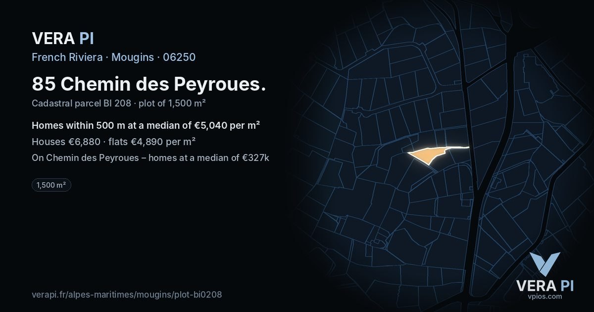 85 Chemin des Peyroues, Mougins at night – the plot lit, the parcels around coloured by the prices near them