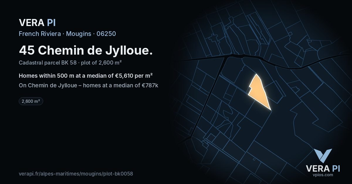 45 Chemin de Jylloue, Mougins at night – the plot lit, the parcels around coloured by the prices near them