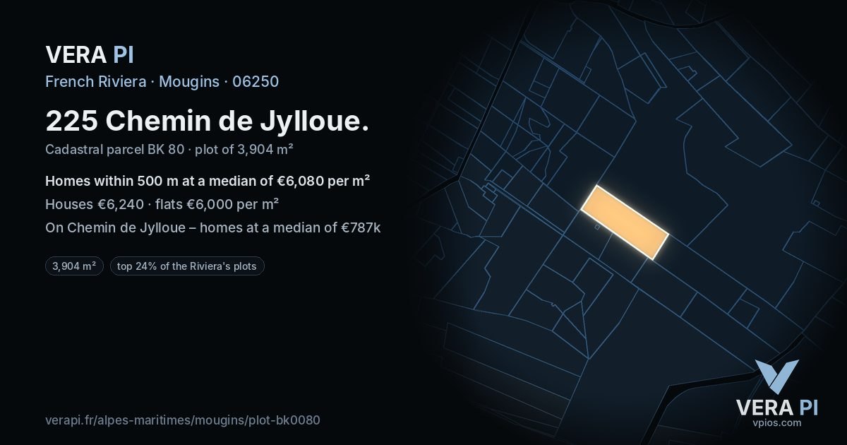 225 Chemin de Jylloue, Mougins at night – the plot lit, the parcels around coloured by the prices near them