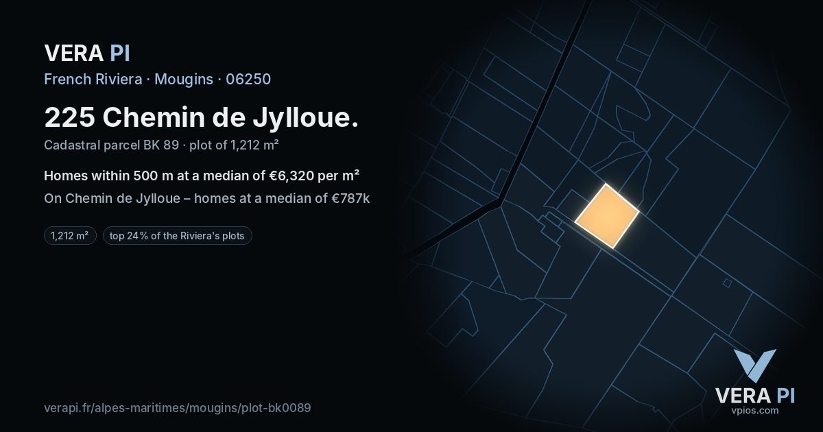 225 Chemin de Jylloue, Mougins at night – the plot lit, the parcels around coloured by the prices near them