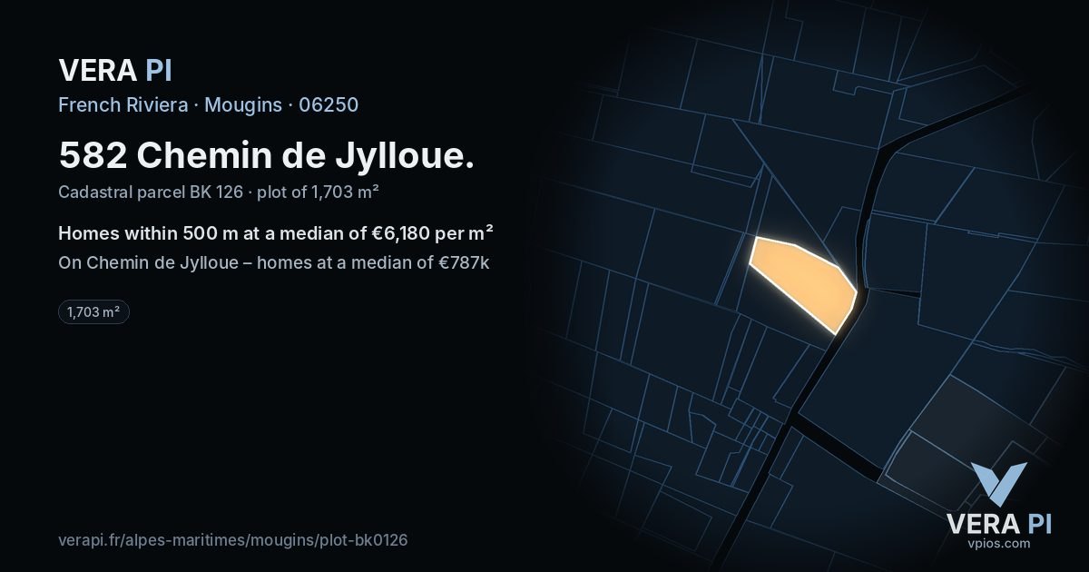 582 Chemin de Jylloue, Mougins at night – the plot lit, the parcels around coloured by the prices near them