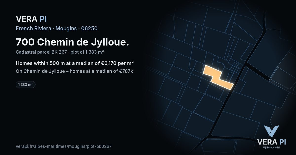 700 Chemin de Jylloue, Mougins at night – the plot lit, the parcels around coloured by the prices near them