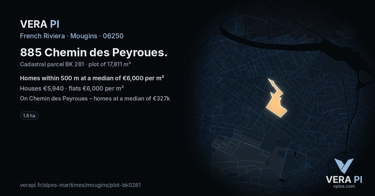 885 Chemin des Peyroues, Mougins at night – the plot lit, the parcels around coloured by the prices near them