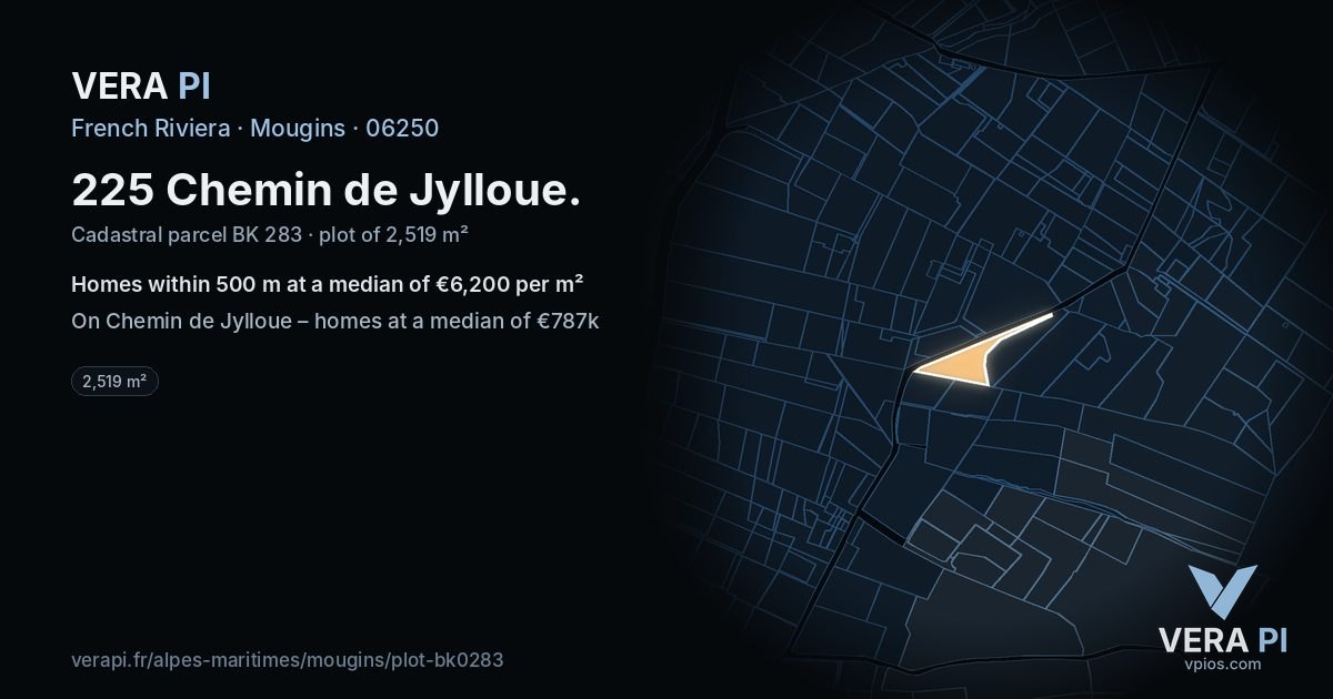 225 Chemin de Jylloue, Mougins at night – the plot lit, the parcels around coloured by the prices near them