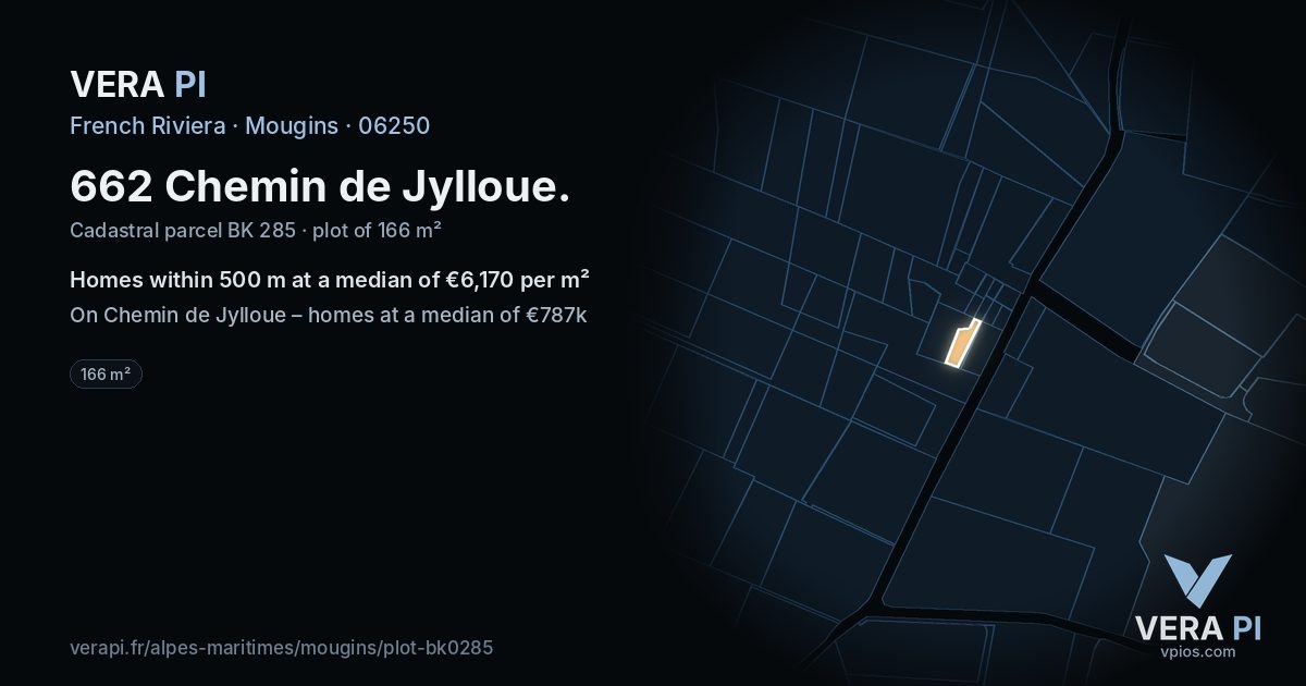 662 Chemin de Jylloue, Mougins at night – the plot lit, the parcels around coloured by the prices near them