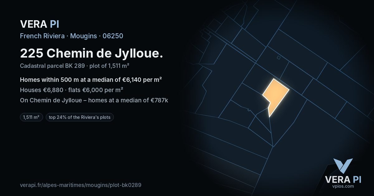 225 Chemin de Jylloue, Mougins at night – the plot lit, the parcels around coloured by the prices near them