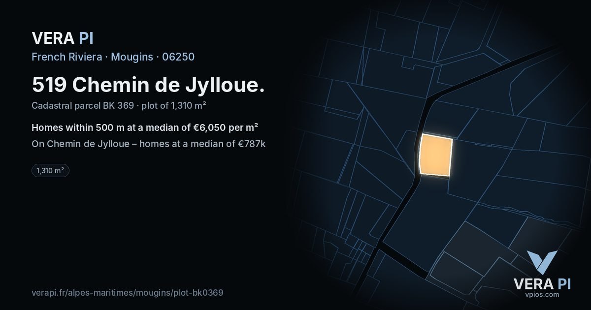 519 Chemin de Jylloue, Mougins at night – the plot lit, the parcels around coloured by the prices near them