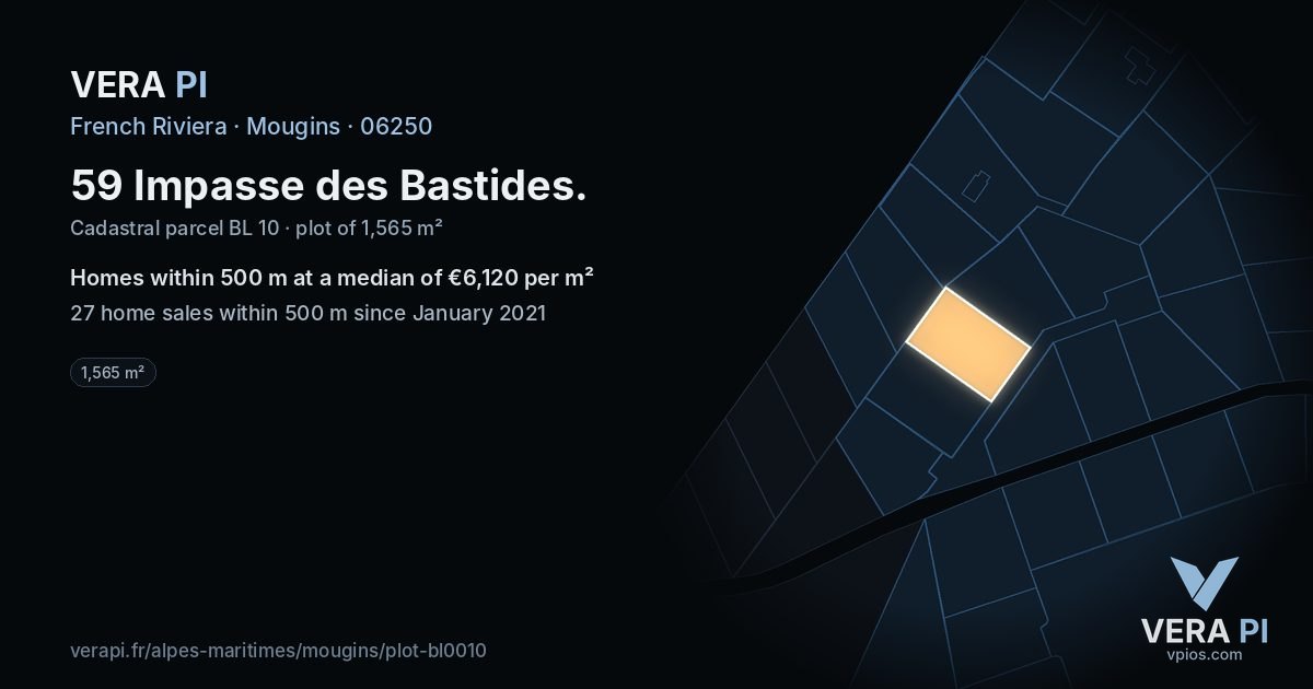 59 Impasse des Bastides, Mougins at night – the plot lit, the parcels around coloured by the prices near them