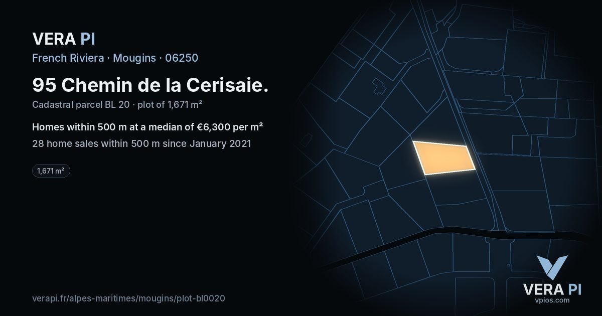 95 Chemin de la Cerisaie, Mougins at night – the plot lit, the parcels around coloured by the prices near them