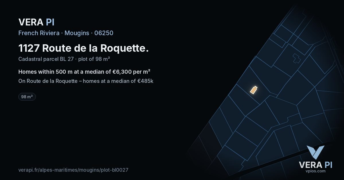 1127 Route de la Roquette, Mougins at night – the plot lit, the parcels around coloured by the prices near them