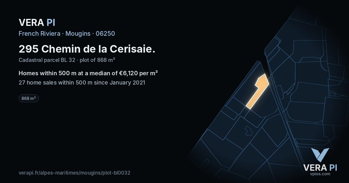 295 Chemin de la Cerisaie, Mougins at night – the plot lit, the parcels around coloured by the prices near them