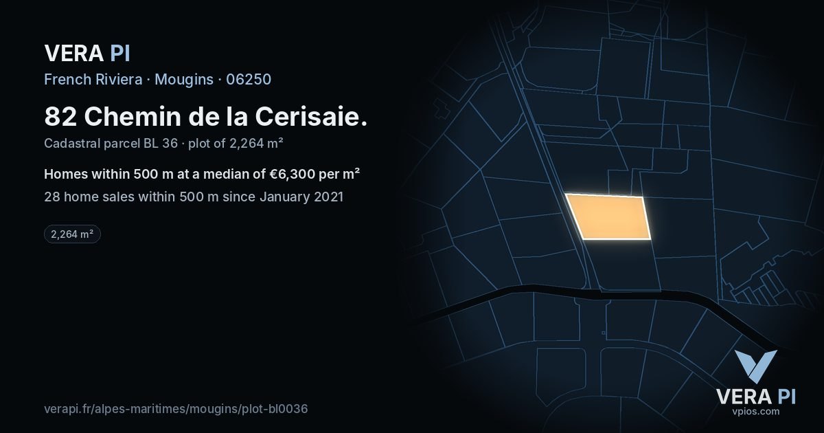 82 Chemin de la Cerisaie, Mougins at night – the plot lit, the parcels around coloured by the prices near them