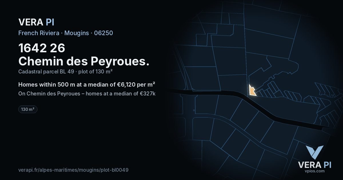 1642 26 Chemin des Peyroues, Mougins at night – the plot lit, the parcels around coloured by the prices near them