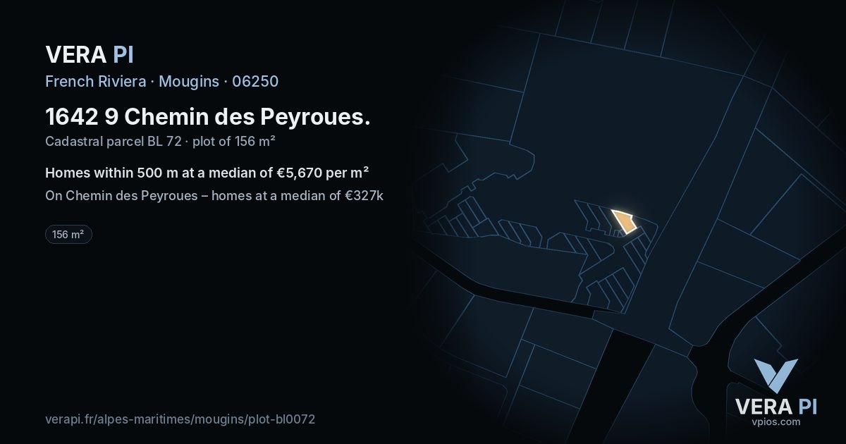 1642 9 Chemin des Peyroues, Mougins at night – the plot lit, the parcels around coloured by the prices near them