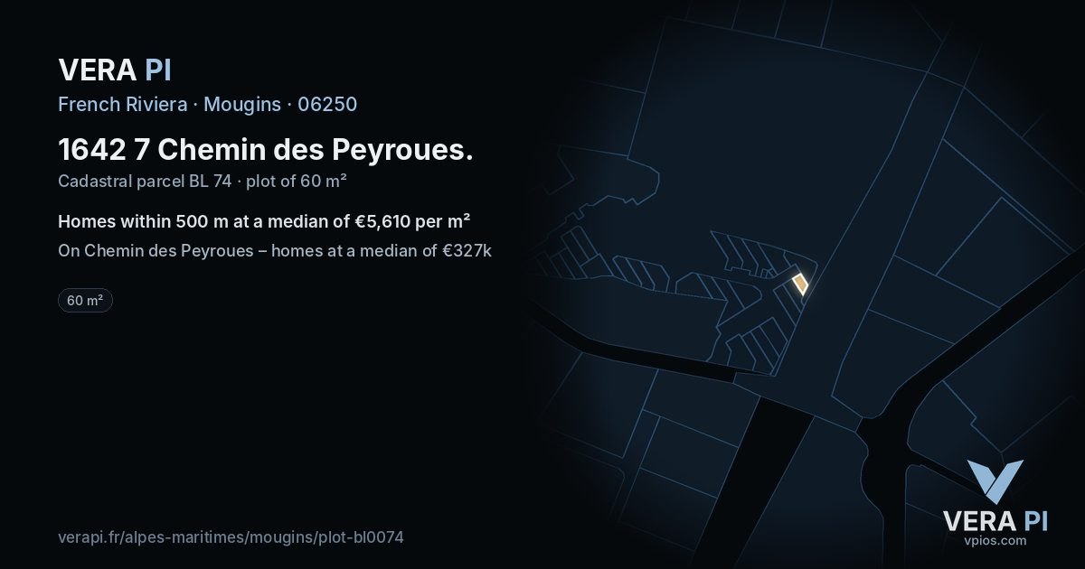 1642 7 Chemin des Peyroues, Mougins at night – the plot lit, the parcels around coloured by the prices near them